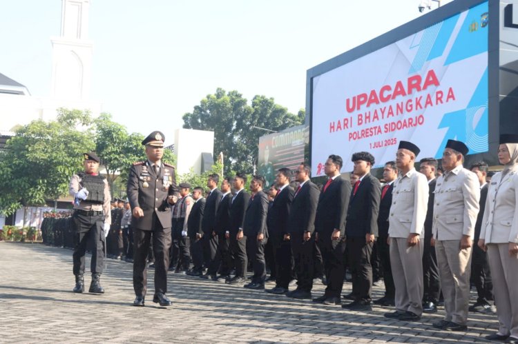 Kapolresta Sidoarjo Pimpin Upacara Hari Bhayangkara Ke-79